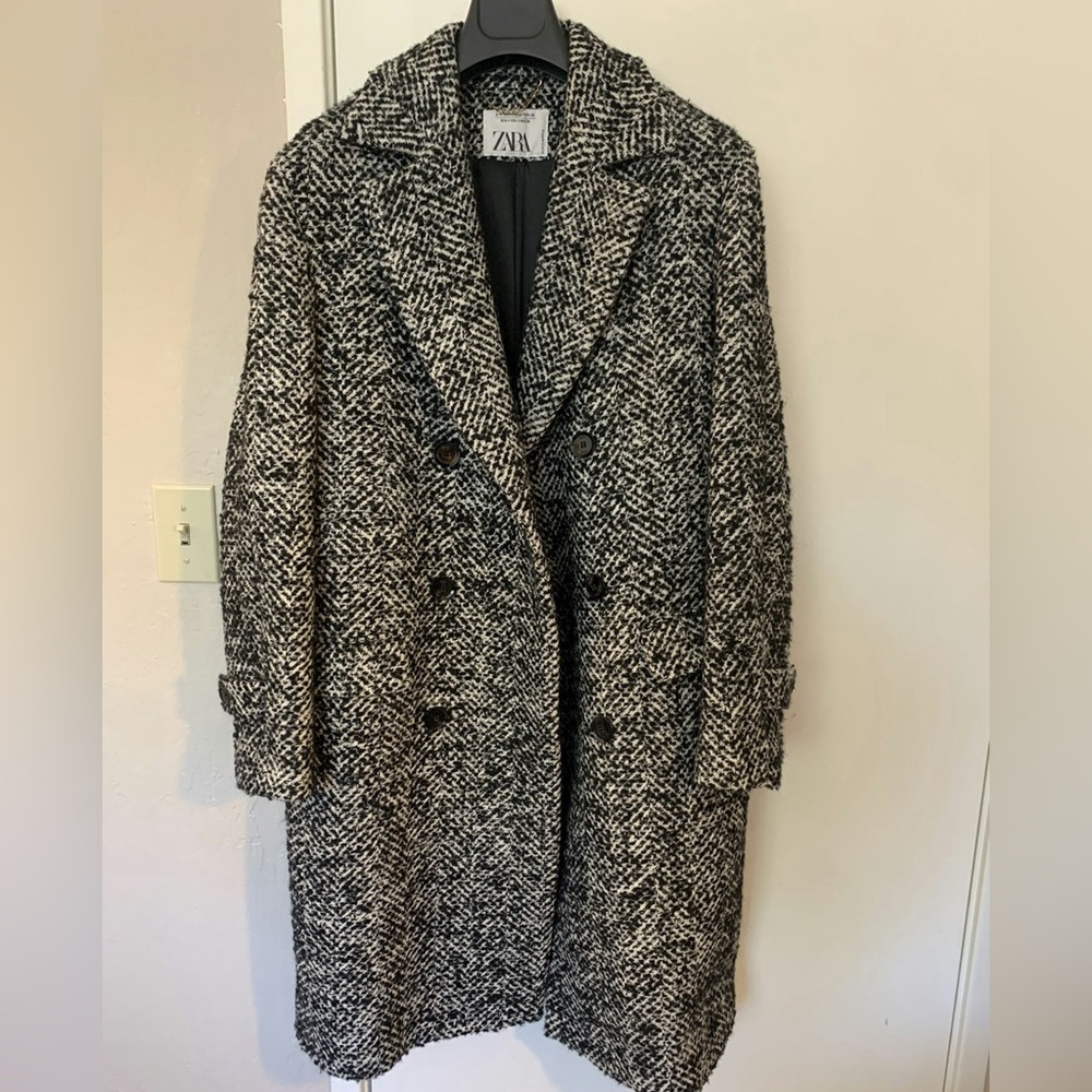 Zara Man Herringbone Bouclé double breasted Overcoat